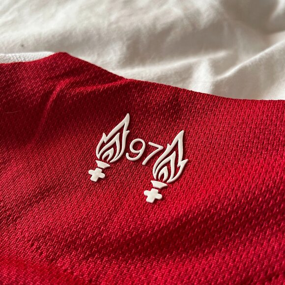 Liverpool FC Adidas Mens 25/26 Authentic Home Jersey (XL) - Picture 6 of 9